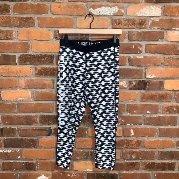 Nike Pants - Soul Cycle Nike Dri Fit Print Leggings Size Medium